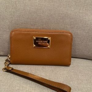 Wristlet